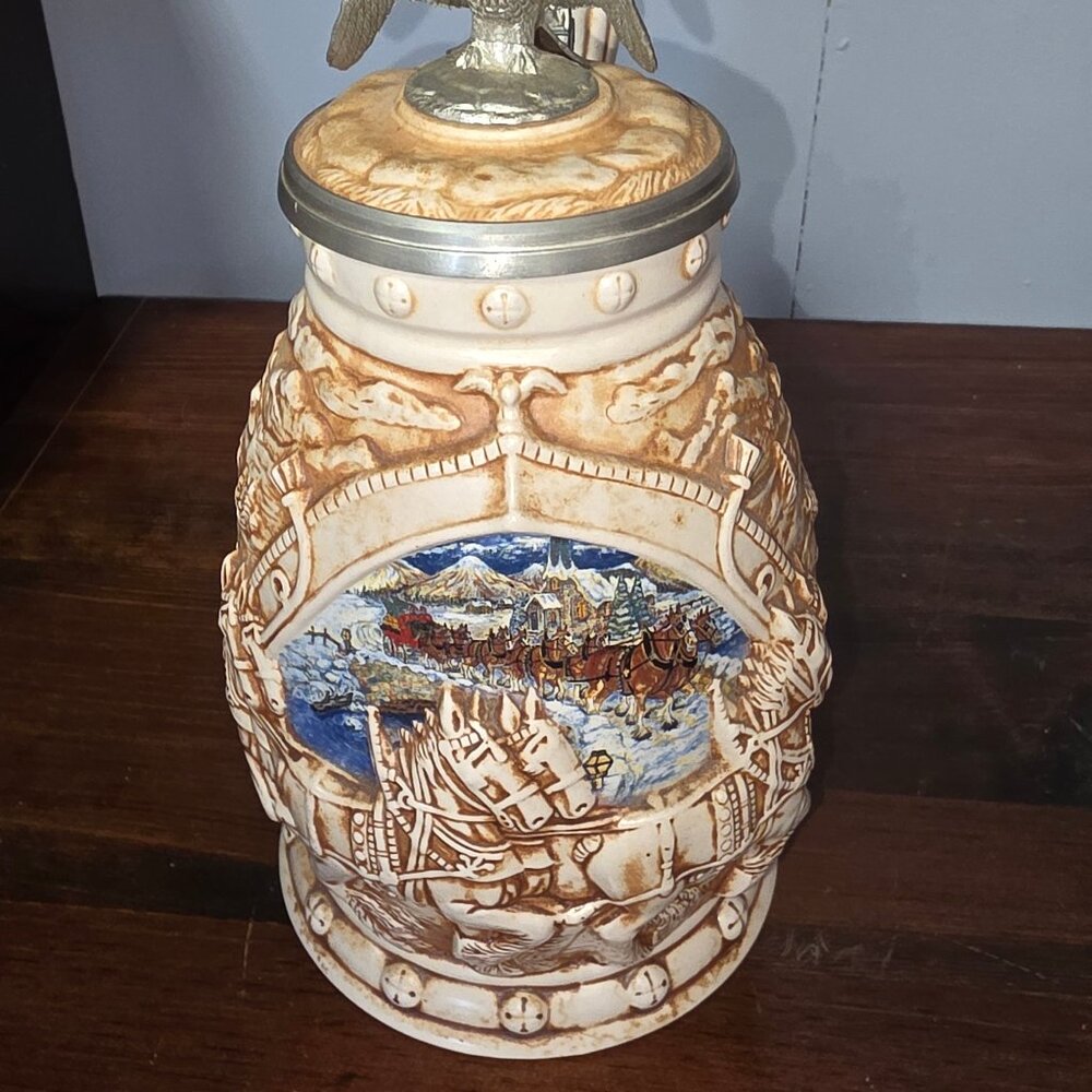 World Famous Clydesdales Hitch Lidded Beer Stein 2002